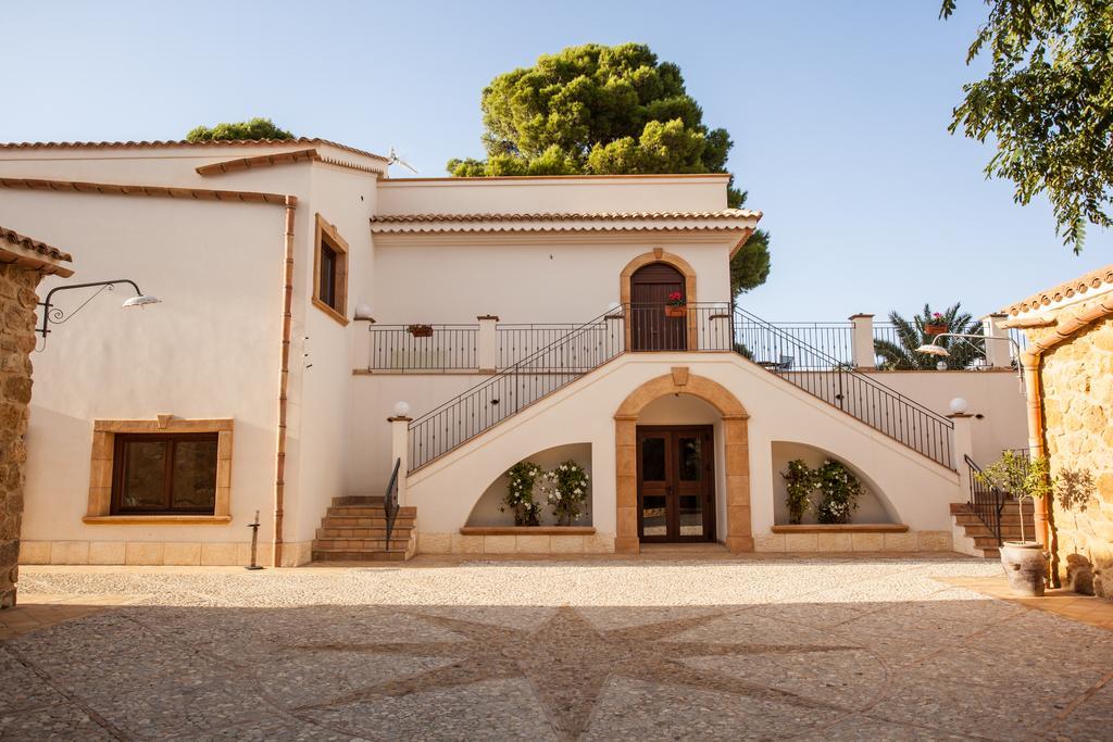 Agriturismo Feudo Muxarello Aragona Kültér fotó
