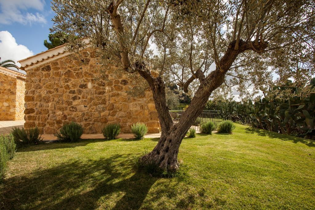 Agriturismo Feudo Muxarello Aragona Kültér fotó