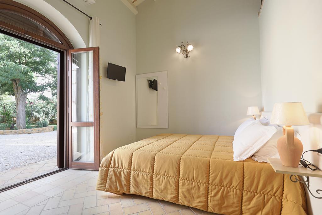 Agriturismo Feudo Muxarello Aragona Szoba fotó