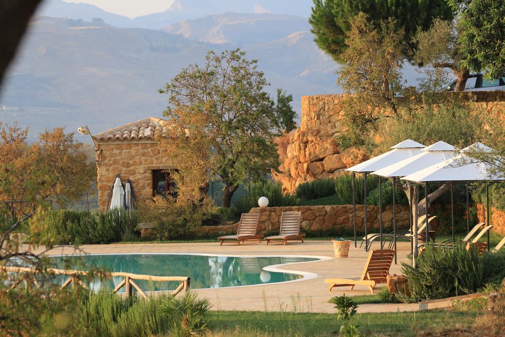 Agriturismo Feudo Muxarello Aragona Kültér fotó