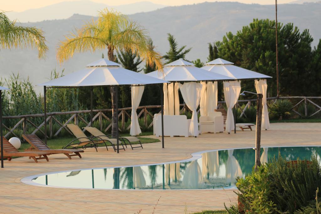 Agriturismo Feudo Muxarello Aragona Kültér fotó