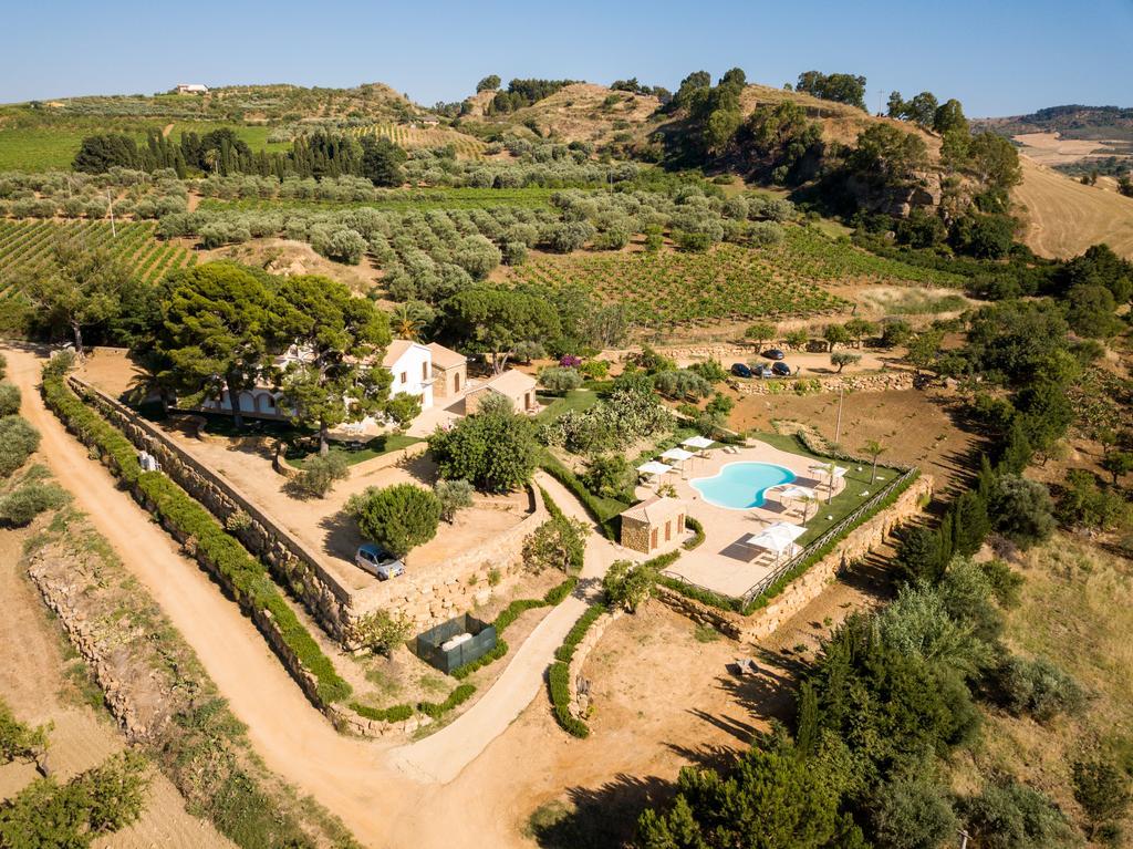 Agriturismo Feudo Muxarello Aragona Kültér fotó